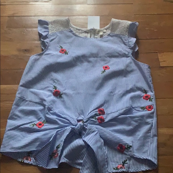 Shirt - Picture 1 of 2